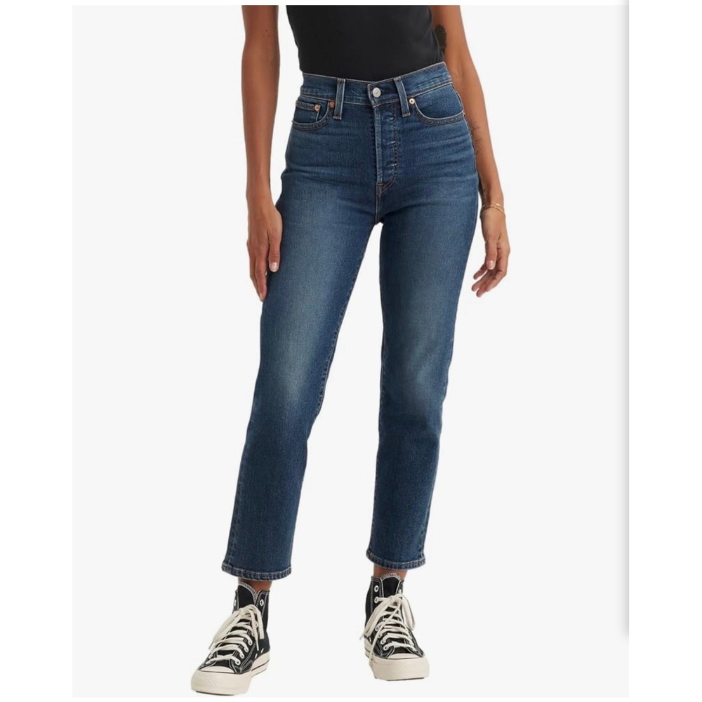 Levis Premium Wedgie Straight Jeans Womens 31 Medium Wash High Rise Button Fly